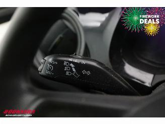 Volkswagen Up! 1.0 move up! BlueMotion 5-DRS Airco Cruise PDC picture 19