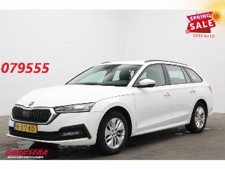 Coche accidentado Skoda Octavia Combi 1.0 e-TSI DSG Business Edition Virtual Navi Clima Cruise Camera 2021/1
