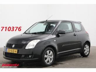 krockskadad bil auto Suzuki Swift 1.3 Bandit Eerste Eigenaar! Airco LMV 149.355 km! 2010/9