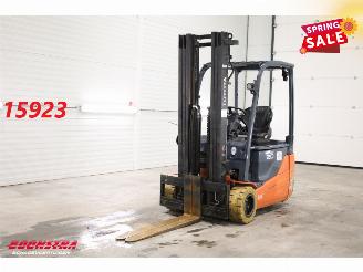 danneggiata macchinari Toyota  8FBE20T BY 2020 2020/2