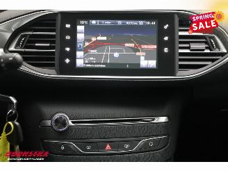 Peugeot 308 SW 1.2 PureTech Active Pano Navi Clima Cruise PDC AHK picture 7