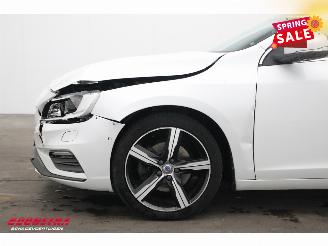 Volvo V-60 2.0 T4 Aut. R-Design Schuifdak Leder Navi Clima Cruise Camera SHZ PDC AHK picture 11