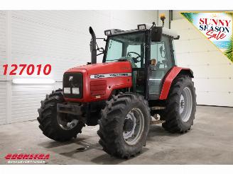  Massey Ferguson  6245 BY 2003 5140 hrs 2003/6