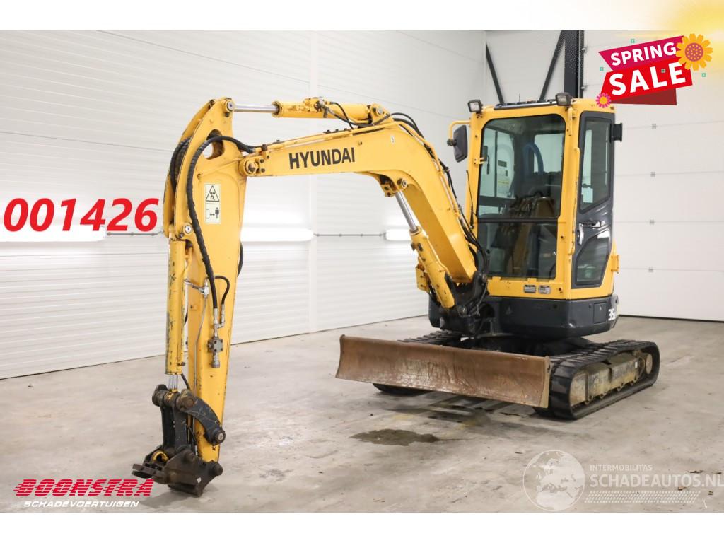 Hyundai Robex 35-Z-9 BY 2016 3.572 Uur