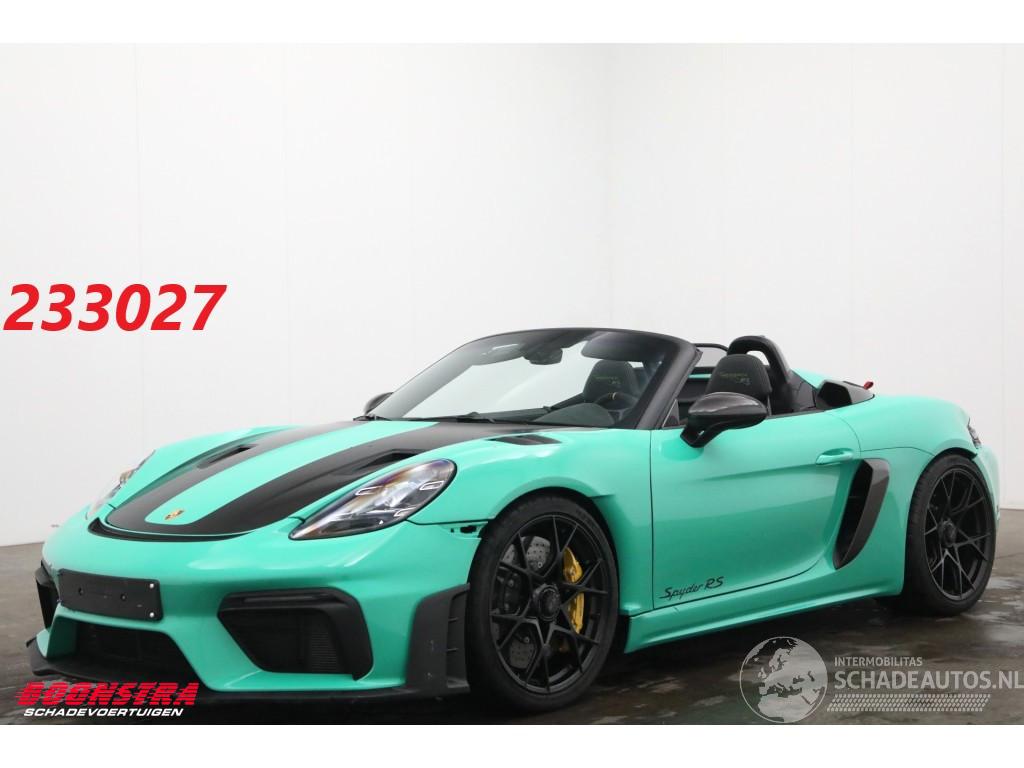 Porsche 718 Spyder RS Weissach PCCB Chrono Lift PTS 227 Lightergreen