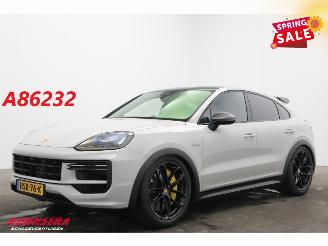 krockskadad bil auto Porsche Cayenne 4.0 Turbo GT E-Hybrid PCCB Sport Chrono PDLS+ HUD Burmester HUD 360° 2024/3