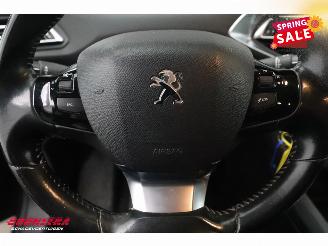 Peugeot 308 SW 1.2 PureTech Aut. Style Navi Clima Cruise PDC AHK picture 13