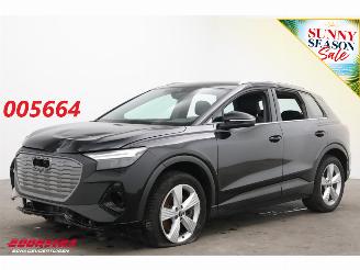 krockskadad bil auto Audi Q4 40 Edition WASSER LED ACC Navi Camera SHZ 2023/9