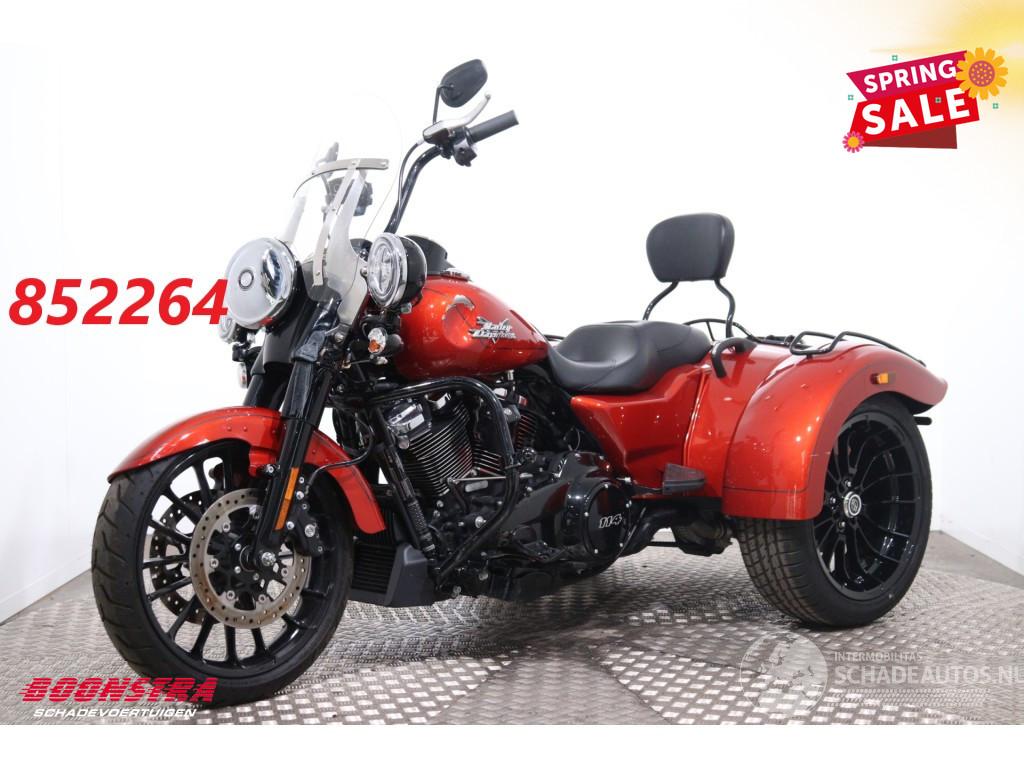 Harley-Davidson FLRT Freewheeler FLRT Freewheeler 114 1.398 km!
