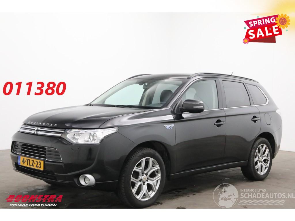 Mitsubishi Outlander 2.0 PHEV Instyle 4WD Leder Schuifdak Navi Clima Cruise SHZ AHK