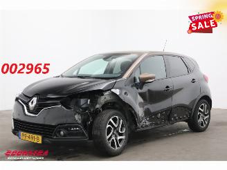 Unfallwagen Renault Captur 0.9 TCe Dynamique Navi Clima Cruise PDC AHK 2017/1