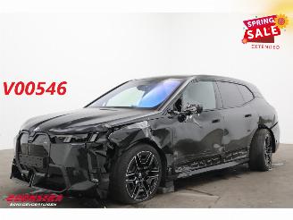 Unfallwagen BMW iX xDrive M70 112 kWh Pano LED ACC B&W Memory 360° AHK 2025/4