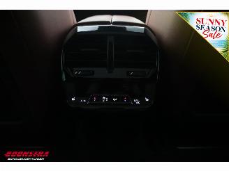 BMW iX xDrive M70 112 kWh Pano LED ACC B&W Memory 360° AHK picture 40