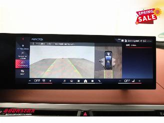 BMW iX xDrive M70 112 kWh Pano LED ACC B&W Memory 360° AHK picture 30