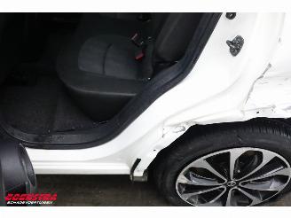 Nissan Qashqai 1.6 Connect Edition Pano 360° Navi Clima Cruise AHK 112.559 km! picture 15