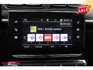 Citroën C3 1.2 PureTech Aut. Shine Clima Apple/Android Cruise AHK 32.328 km! picture 20