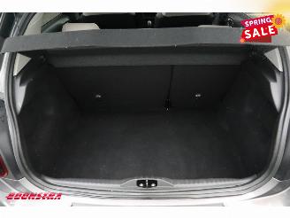 Citroën C3 1.2 PureTech Aut. Shine Clima Apple/Android Cruise AHK 32.328 km! picture 23