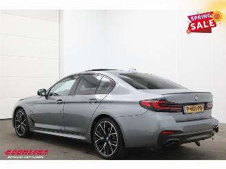BMW 5-serie 520e M-Sport LED Schuifdak Memory HUD H/K Camera SHZ picture 4