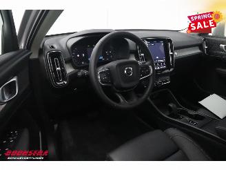 Volvo XC40 2.0 B3 Core LED Leder Apple/Android Camera SHZ LRHZ 9.766 km! picture 17