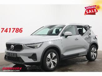 Avarii autoturisme Volvo XC40 2.0 B3 Core LED Leder Apple/Android Camera SHZ LRHZ 9.766 km! 2025/12