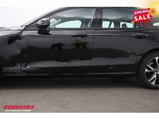 Volvo V-60 B4 Core LED ACC Leder Apple/Android Camera LRHZ SHZ 2.234 km! picture 6