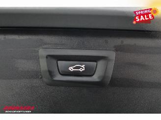 BMW 5-serie Touring 520i Aut. M-Sport Pano Leder Memory SHZ Orig. NL 151.381 km! picture 30