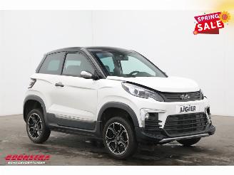 Ligier  JS60 Chic Airco Leder Bluetooth 12.980 km! picture 2