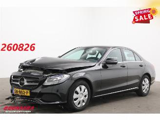 Schadeauto Mercedes C-klasse 200 CDI 7G-Tronic LED Navi Clima Cruise SHZ PDC AHK 131.972 km! 2017/2