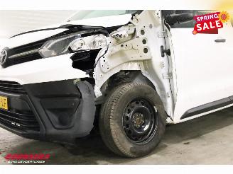 Toyota Proace 1.5 D-4D 9-Pers. Navigator Medium Navi Airco Cruise PDC picture 11