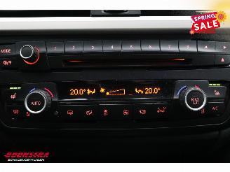 BMW 3-serie 320i Aut. EDE Edition Leder Navi Clima Cruise SHZ PDC picture 18