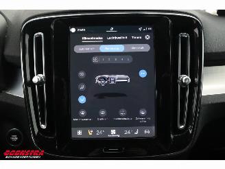 Volvo XC40 2.0 B4 Plus Dark LED ACC H/K Camera SHZ LRHZ 4.296 km! picture 32