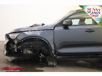 Volvo XC40 2.0 B4 Plus Dark LED ACC H/K Camera SHZ LRHZ 4.296 km! picture 14