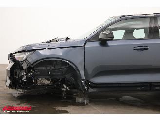 Volvo XC40 2.0 B4 Plus Dark LED ACC H/K Camera SHZ LRHZ 4.296 km! picture 14
