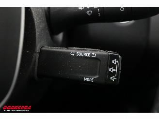 Renault Clio 1.6 E-Tech Hybrid 140 Intens LED 360° Apple/Android Camera PDC picture 22