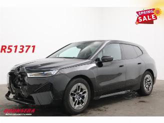 skadebil auto BMW iX xDrive50 112 kWh LED ACC HUD 360° H/K Memory Ventilatie AHK 2024/3