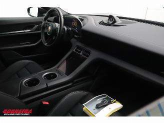 Porsche Taycan 89 kWh LED ACC Sport Chrono Bose Camera SHZ picture 16