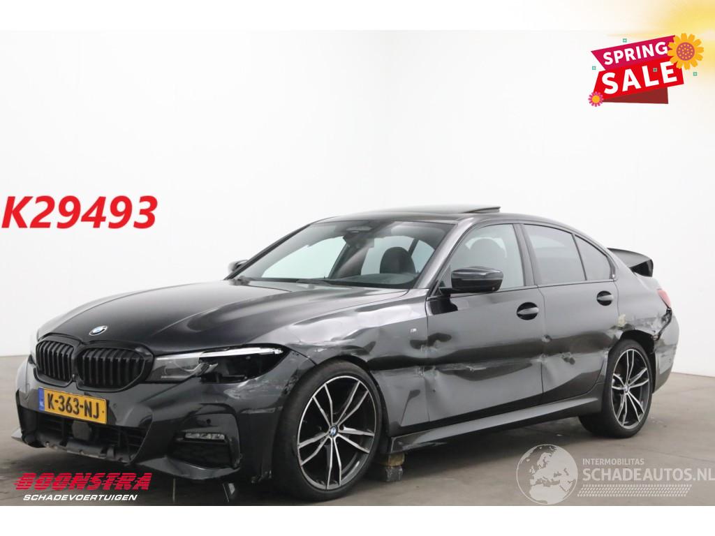 BMW 3-serie 330i M-Sport Schuifdak LEDER LED HUD Memory ACC H/K