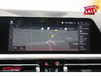 BMW 3-serie 330i M-Sport Schuifdak LEDER LED HUD Memory ACC H/K picture 40