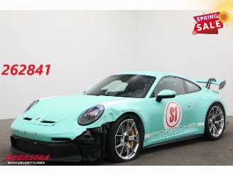 damaged passenger cars Porsche 911 4.0 GT3 Clubsport PCCB Lift PASM PDLS Bose Sport Chrono Camera 2021/12