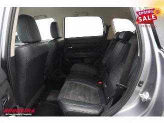 Mitsubishi Outlander 2.0 PHEV Executive Edition 4X4 Navi Clima Cruise Camera SHZ PDC AHK picture 10