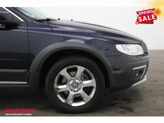 Volvo Xc-70 2.0 D4 FWD Inscription Schuifdak Leder Memory BiXenon Cruise SHZ AHK picture 5