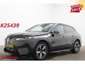 krockskadad bil auto BMW iX xDrive50 Executive 112 kWh Fahrbereit Pano LED ACC B&W Camera Memory Lucht AHK 2022/4
