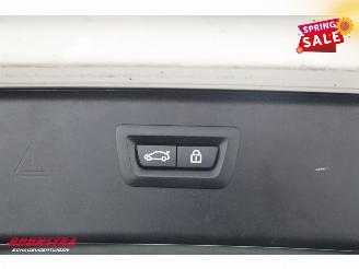 BMW 5-serie Touring 520i M-Sport BiXenon ACC HUD 360° SHZ PDC picture 23