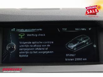 BMW 5-serie Touring 520i M-Sport BiXenon ACC HUD 360° SHZ PDC picture 17