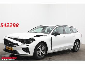 skadebil auto Volvo V-60 2.0 B3 Plus Dark LED ACC Leder H/K Camera SHZ AHK 2023/5