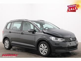 Volkswagen Touran 2.0 TDI 150 PK DSG Navi Clima Cruise SHZ PDC picture 2