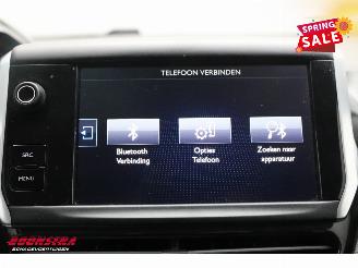 Peugeot 208 1.2 VTi Style 5-DRS Navi Airco Bluetooth Cruise AHK 162.109 km! picture 24
