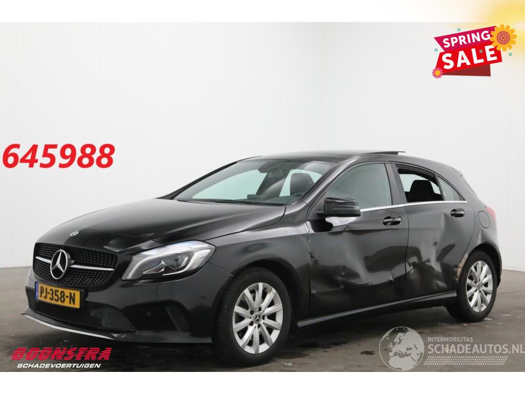 Mercedes A-klasse 160 Ambition Pano Navi Airco Cruise PDC