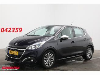 uszkodzony samochody osobowe Peugeot 208 1.2 PT Allure Navi Clima Cruise PDC Apple/Android 2019/5
