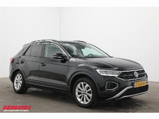 Volkswagen T-Roc 1.0 TSI Life Virtual ACC Apple/Android Camera 24.136 km! picture 2